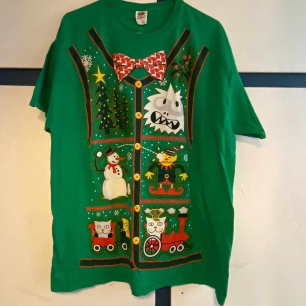 Christmas Shirt Women’s Size XL Green Cats T-Shirt 100% cotton